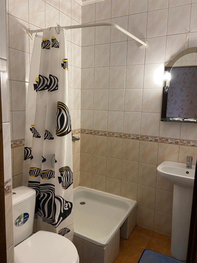 Hotel Золотий Лев à Zvenyhorodka Extérieur photo